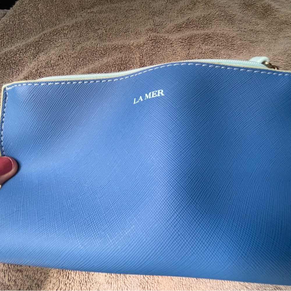 La Mer Blue Cosmetic Bag Sleek Design